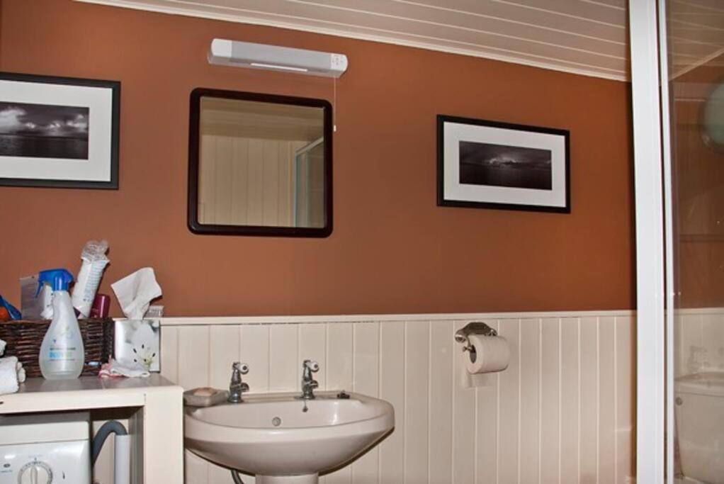 The Ruah - Clifftop Retreat Whitehall 외부 사진